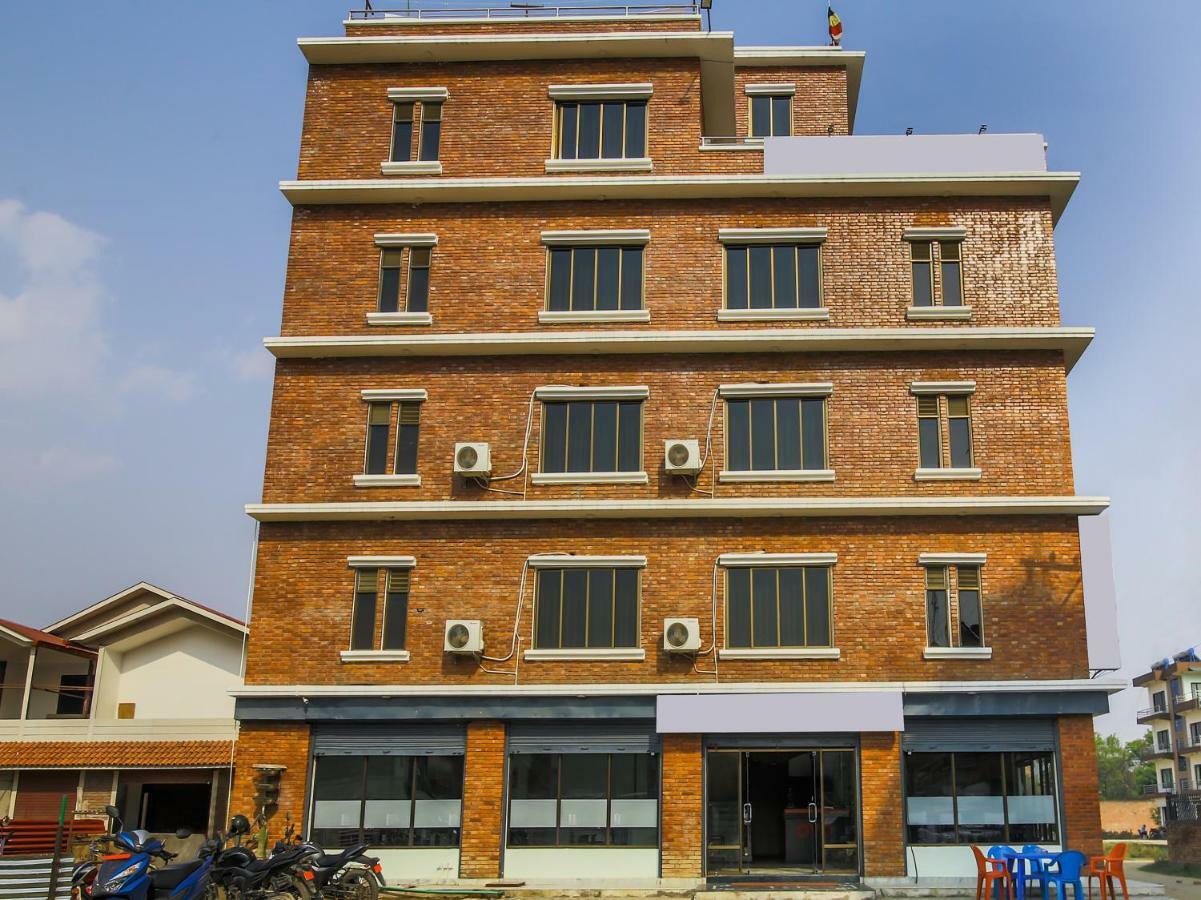 Oyo 315 Aadarsha Inn Rummindei Bagian luar foto