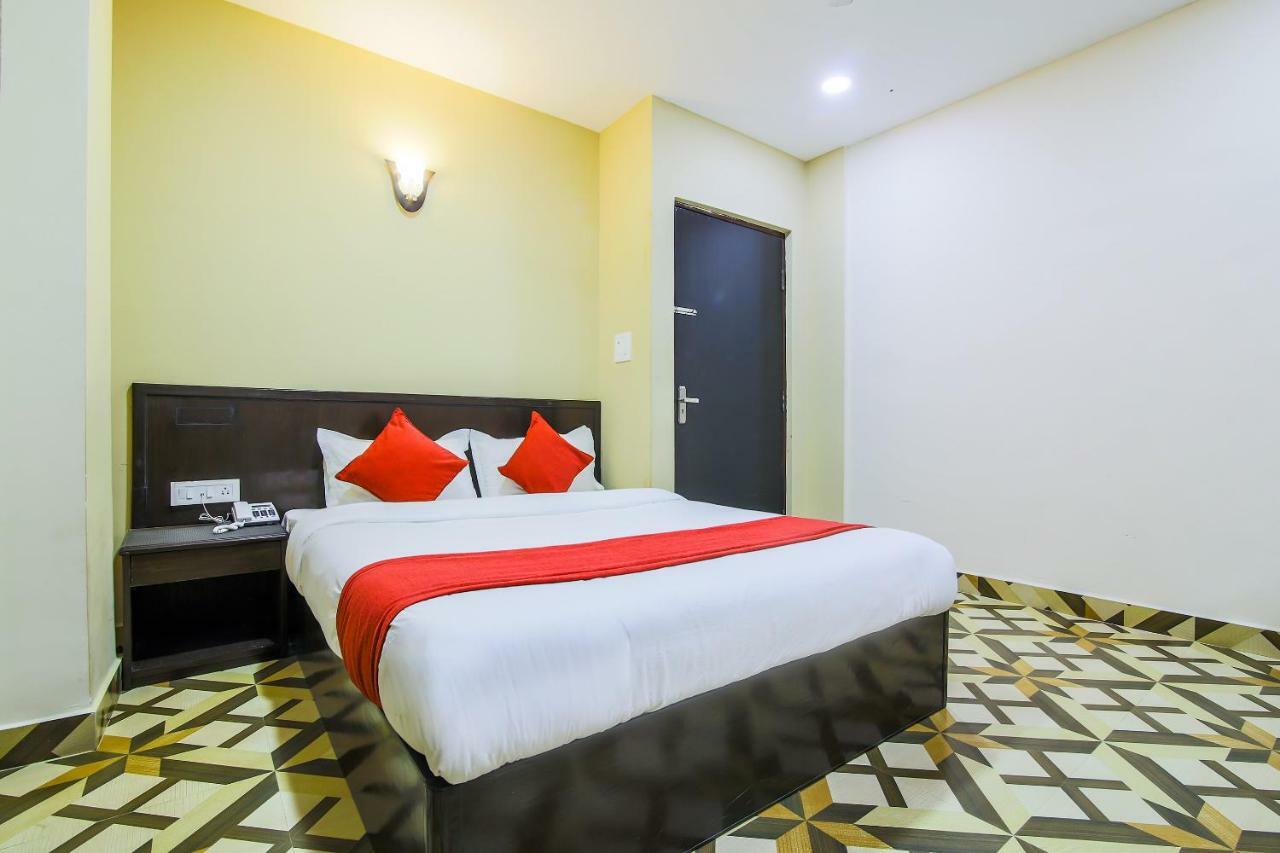 Oyo 315 Aadarsha Inn Rummindei Bagian luar foto
