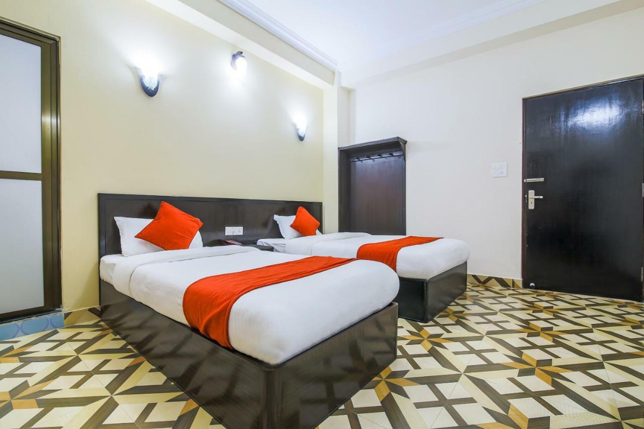 Oyo 315 Aadarsha Inn Rummindei Bagian luar foto